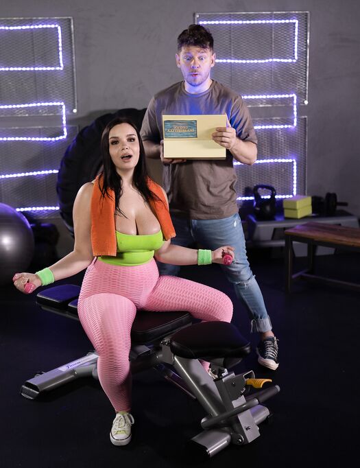 Sofia Lee Moans In Immense Pleasure While Getting Her Trimmed Pussy Drilled