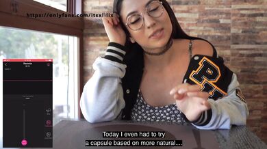 I HAD AN ORGASM IN A PUBLIC RESTAURANT WITH MY LUSH VIBRATOR (ENGLISH SUBTITLES)