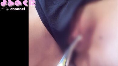 A Japanese maid loses herself to a fine vibrator and hard pistons and falls in pleasure????.