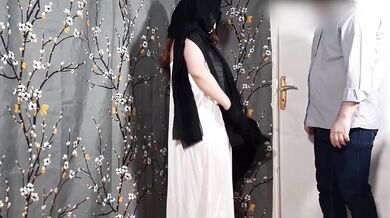 شوهرم سر کار بود، پیتزا گرفتم و پولشو با کُسم حساب کردم????????/ Iranian pizza guy paid with pussy