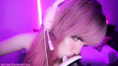 YOUR ROOMATE LICKS YOUR EARS *ASMR Amy B* youtuber, twitch streamer → NSFW videos on Onlyfans ????????