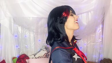 Fill a la Fill: Ryoku Swallows Gummy Bear Life Fibers Whole! FULL (Vore, Neck Swallowing)