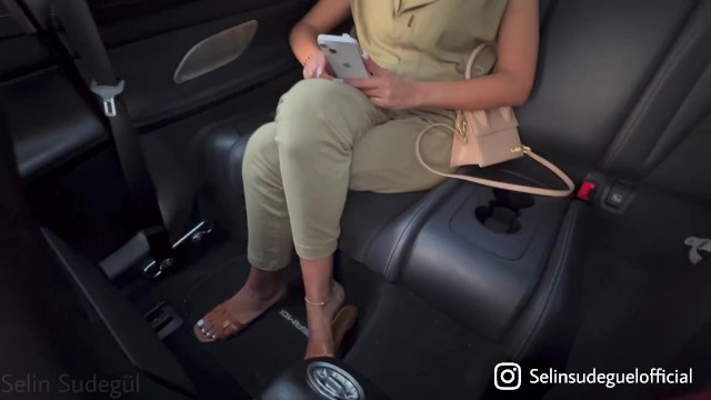 FAKETAXI! Turkish Student cant pay her Uber for the Ride!