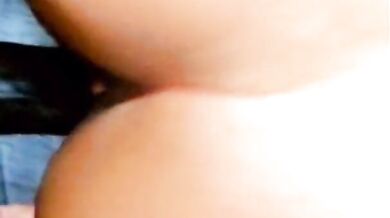 Petite teen vågner op af bbc cums og stor belastning af