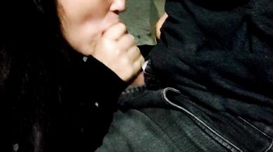 Paramos numa praça de madrugada a polícia passou bem na hora