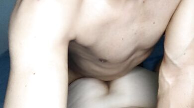 Peguei a cunhada novinha depois do banho louca de tesão