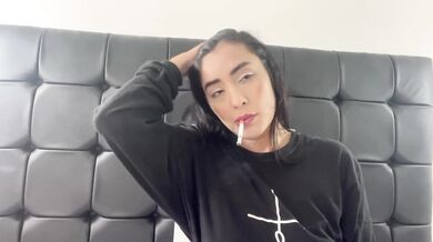 especialista fetichismo fumar puta