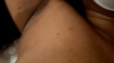 Su Novio le fue infiel , y ella se desquita conmigo en un hotel. Gime rico.