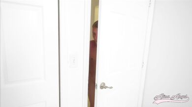 Horny Step Mom Alina Angel with her Stepson زوجة الاب المنحرفه الينا انجل تتنايج مع ابن زوجها