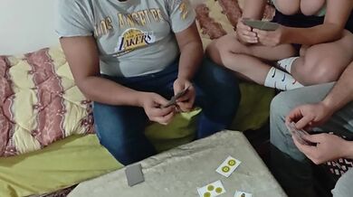 ????فيلم سكس مغربي جديد ???? لعبنا كارطة روندا حكيم أنا أو راجلي أو جارنا فالأخير قلبناها حوا ????برعوني