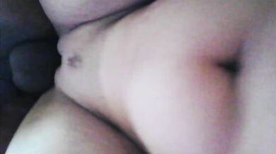 صاحبي الديوت وداني افشخ مراتو عندها طياز كبيره وبزاز نار قلت لي افشخ كسي ياحبيبي كلام يهيج