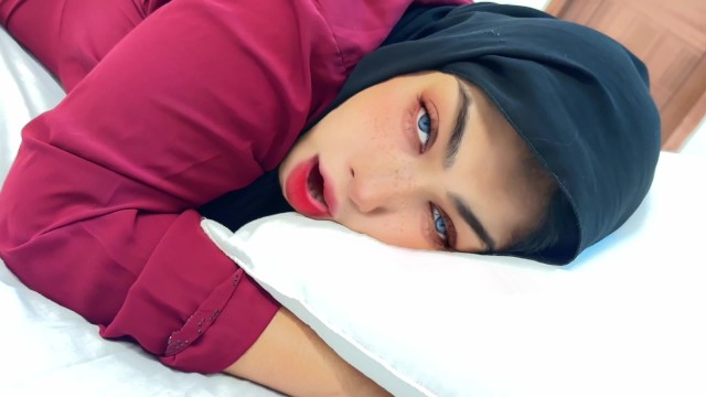 صديقة الأم اللعينة لأنها تريد اللعنة مني - I help Her Anal & Pussy Destroy with Huge Cum