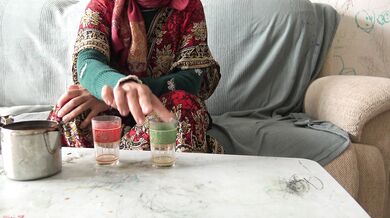 Kürt temizlikçi İstanbul'da Afrikalı siyahi bir adamla aldatıyor - TURK PORNO TURBANLI SEX