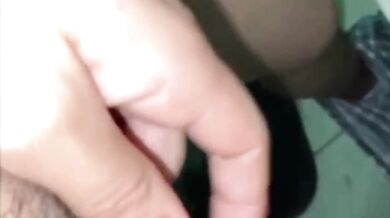 أنا أستمني وأفكر في قضيبك وأريد أن يكون بداخلي وأريدك أن ينتهي بك الأمر في مؤخرتي الإيرانية اللذيذة