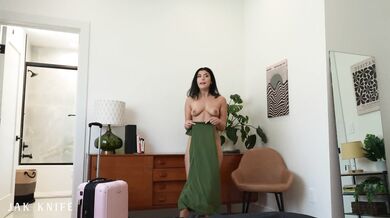 British STEP-SIS forgot to wear panties to bed - Gal Ritchie