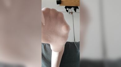 Nylon Strümpfe und du bist mein Sklave!