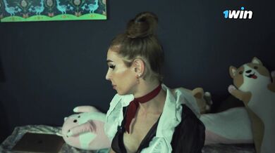 Застукал сводную сестру вебкамщицу