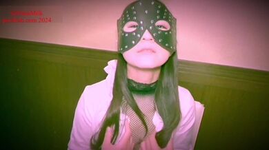 SM play with NANA P-1