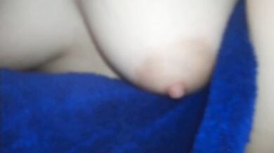 Azeri gelin turk filmi izleyerek sevgilsinin sikni yalamaqi sevir sevgililer kayf edir