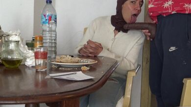 türk üvey anne siyahi adamlarla seks yapmak istiyor