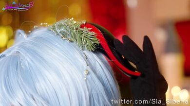 Merry Christmas with sweet Ganyu Sia Siberia