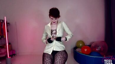 Naughty Jennifer has a new outfit to review!