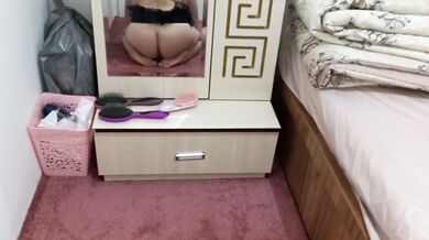 پسره یه جنده کس صورتی آورده خونه و میگادش (پر از حرفای سکسی و آه و ناله)