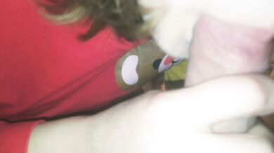 azeri sevgilisinin boyuk sikini agzina soxub yalayir gelinin xosuna gelir