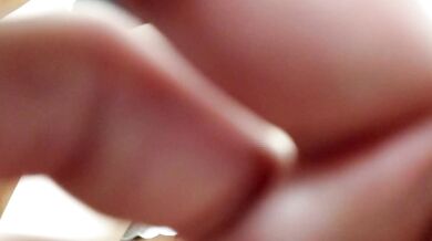 【SM】拘束した変態メイドのマンコにローター挿入したままムチでお仕置き【素人・個人撮影】