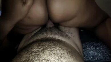 J'ai trouvé ma belle femme avec mon voisin - لقد وجدت زوجتي الجميلة مع جاري ينكحها