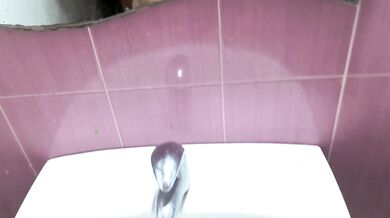 حبي بق يصرفق ليا فطرمتي فدوش ويلعب ليا بزبو فيها