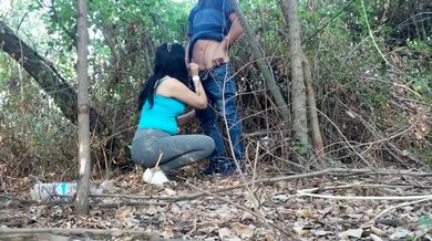 MAYA BLOWJOB HER LOVERمرتي مايا كمشت زب صاحبها وبلشت فيه مص ورضع وجابته ب تمها وع بزازها...اااح