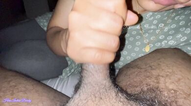 Indian Romantic Couple - Desi Wife Love Giving Handjob and Licking Cock - Every Men's Dream